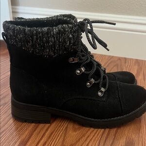 Universal Thread Black Lace-Up Boots with Knit Cuff